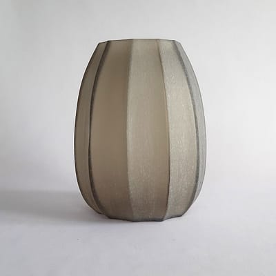 Vase-Guaxs-Koonam-smoke-grey