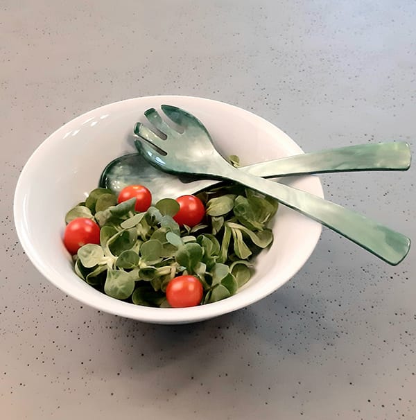 salatbesteck-aus-plexiglas-moos